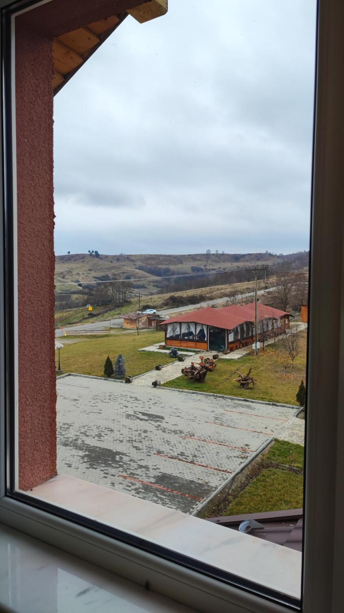 Motel Prislop Haţeg Exterior foto
